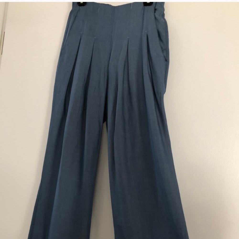 Lululemon chambray wide leg pants
